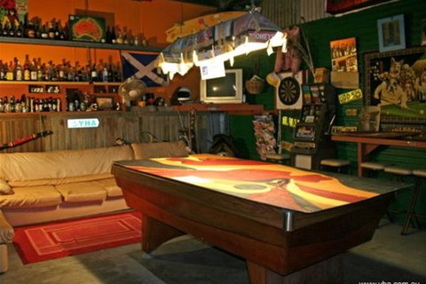 Port Stephens YHA - Darwin Holiday 5