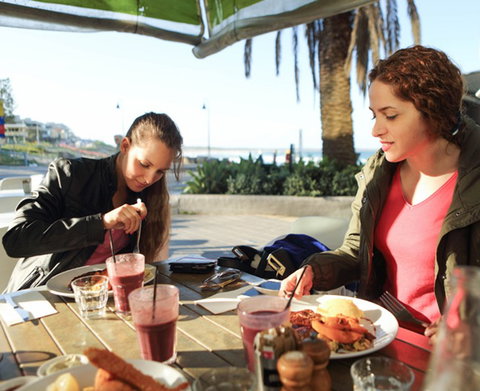 Sydney, Cronulla Beach YHA - Darwin Holiday 8