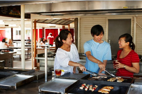 Ayers Rock - Outback Pioneer Lodge - Darwin Holiday 8