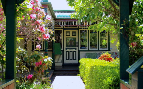 Glenella Blue Mountains - Darwin Holiday 0