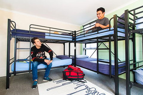 Stradbroke Island YHA - Darwin Holiday 6