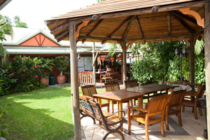  Darwin Holiday