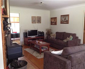 Possum's Hollow And Hooter's Hut - Darwin Holiday 1