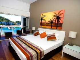 Beachside Magnetic Harbour Apartments - Darwin Holiday 3