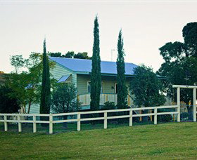 Milford Country Cottages - Darwin Holiday 0