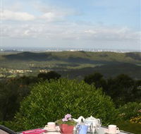 Hillside Bed and Breakfast and Gumnut Cottage