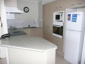 Pelican Cove Apartments - Darwin Holiday 3