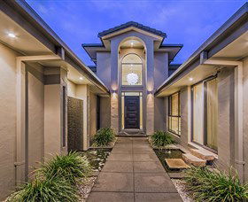 Serenity Shores At Vogue Holiday Homes - Darwin Holiday 1