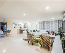 Laguna Bay At Vogue Holiday Homes - Darwin Holiday 3