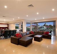 Xanadu Waterfront Elite Holiday Home - Darwin Holiday