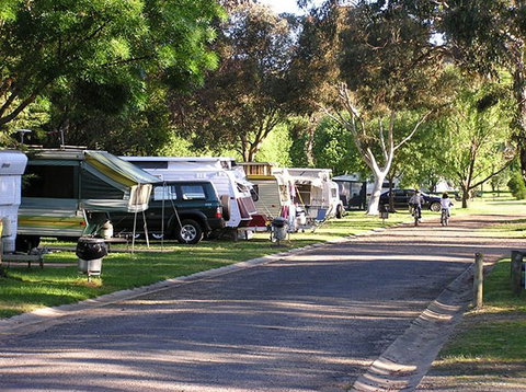 Halls Gap Gardens Caravan Park - Darwin Holiday 3