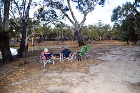 Beds In The Barwon - Darwin Holiday 6