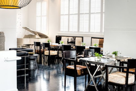 Circa 1936 - Darwin Holiday 2