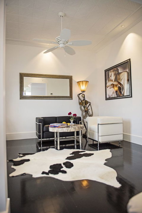 Circa 1936 - Darwin Holiday 7