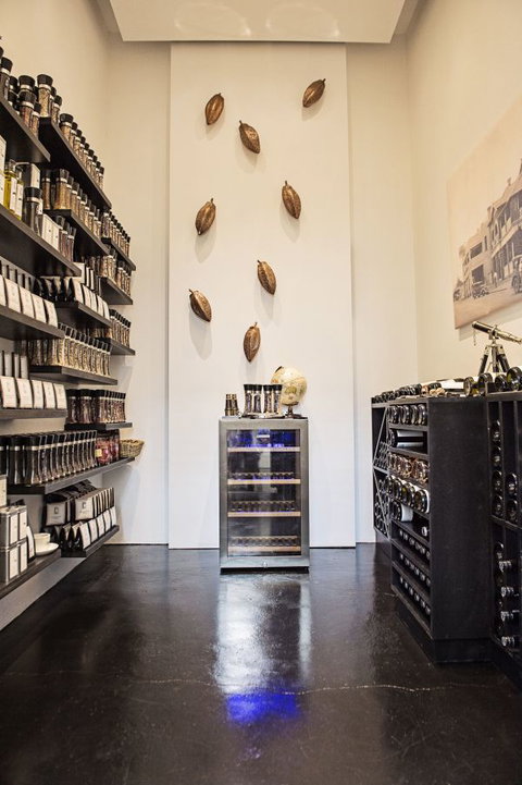 Circa 1936 - Darwin Holiday 8