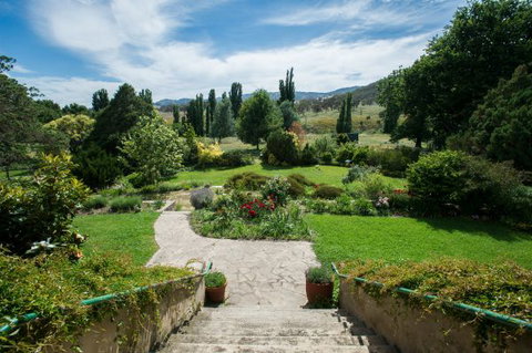 Cuppacumbalong Homestead And Cottage Farm Stay - Darwin Holiday 5