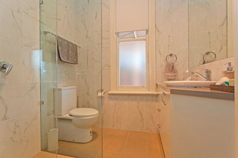 Elegance On Englehardt - Darwin Holiday 8