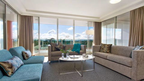 Pacific Suites Canberra - Darwin Holiday 0