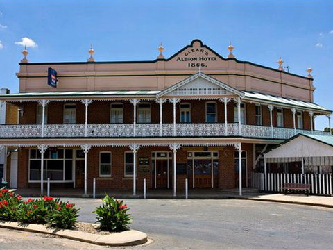 Albion Hotel Grenfell - Darwin Holiday 0