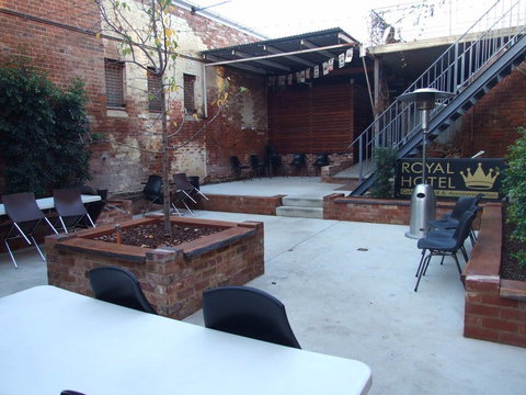 Royal Hotel Bar And Grill Parkes - Darwin Holiday 0