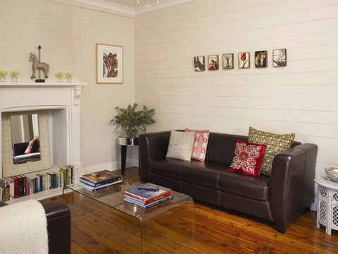 The Cedars - Darwin Holiday 0