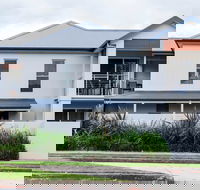 Stay Bathurst - Darwin Holiday