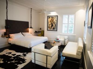 Circa 1936 - Darwin Holiday 0