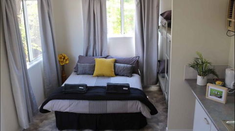 Mataranka Roadhouse And Cabins - Darwin Holiday 1