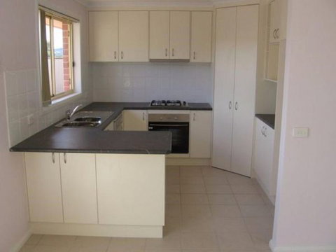 Relax On Regina - Darwin Holiday 63