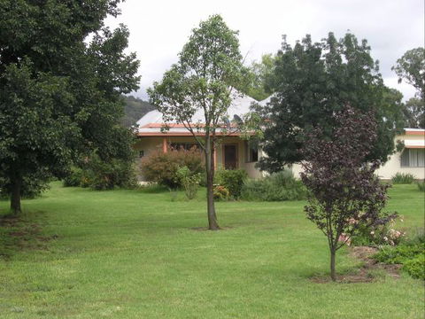 Old Bara Farmstay - Darwin Holiday 0