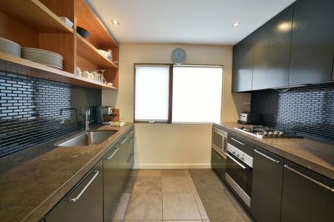 Oberdere Three - Darwin Holiday 47