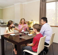 Oxley Court Apartments - Darwin Holiday