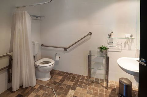 Oberdere Three - Darwin Holiday 27