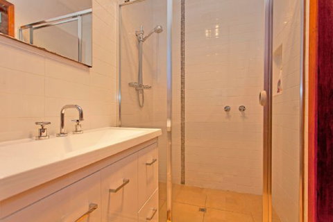 Relax On Regina - Darwin Holiday 68