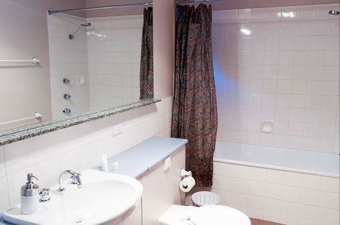 Oberdere Three - Darwin Holiday 5