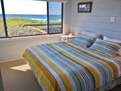 Surfside On Mollymook Beach - Darwin Holiday 7