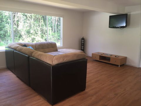 Blackwattle Farm Bed And Breakfast And Farm Stay - Darwin Holiday 7