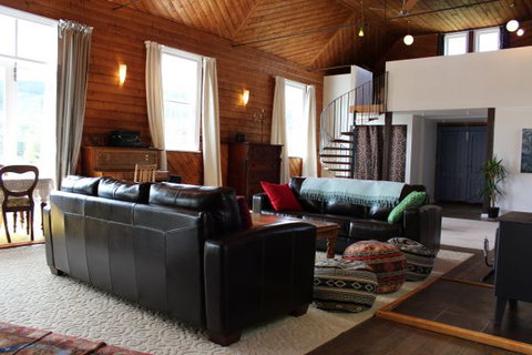 Chapel Lane Hall - Darwin Holiday 3