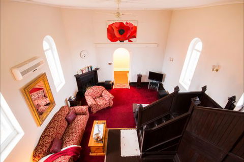 Lakeside Chapel Meningie - Darwin Holiday 6