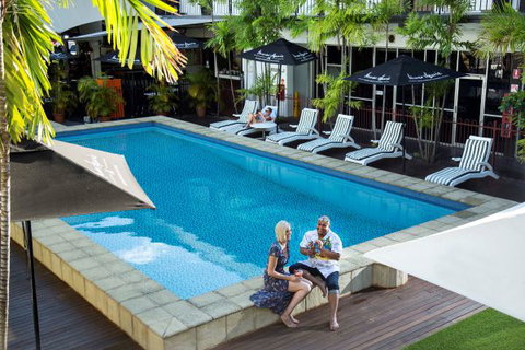 The Cavenagh - Darwin Holiday 5