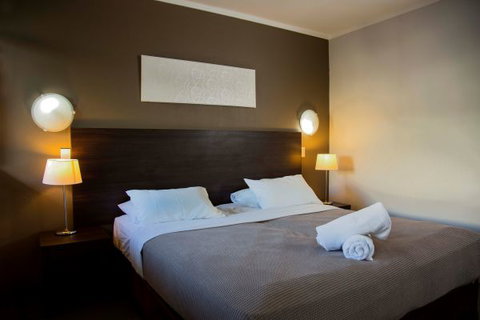 The Cavenagh - Darwin Holiday 6