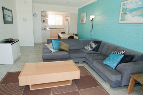 The Dolphins 1 - Darwin Holiday 4