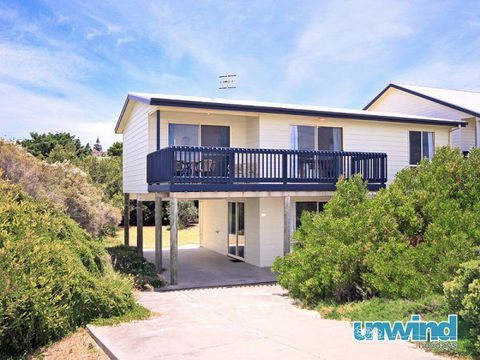 Unwind At Coast On Newell - Darwin Holiday 19