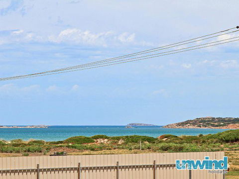 Unwind At Coast On Newell - Darwin Holiday 20