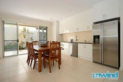 Unwind At 7 At 141 Apartments Victor Harbor - Darwin Holiday 1