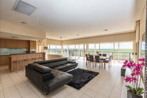 River Shack Rentals - Living The Dream - Darwin Holiday 28