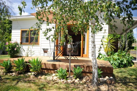 Casolare B&B Vineyard Accommodation - Darwin Holiday 0