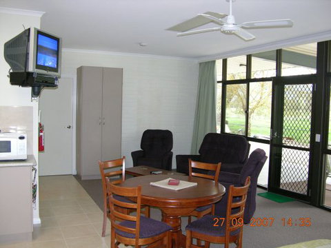 Myrtleford Masonic Units - Darwin Holiday 1