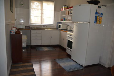 Sandy Lake Farm Stay Accommodation Gingin WA - Darwin Holiday 8