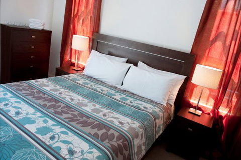 Seaglass - Darwin Holiday 15